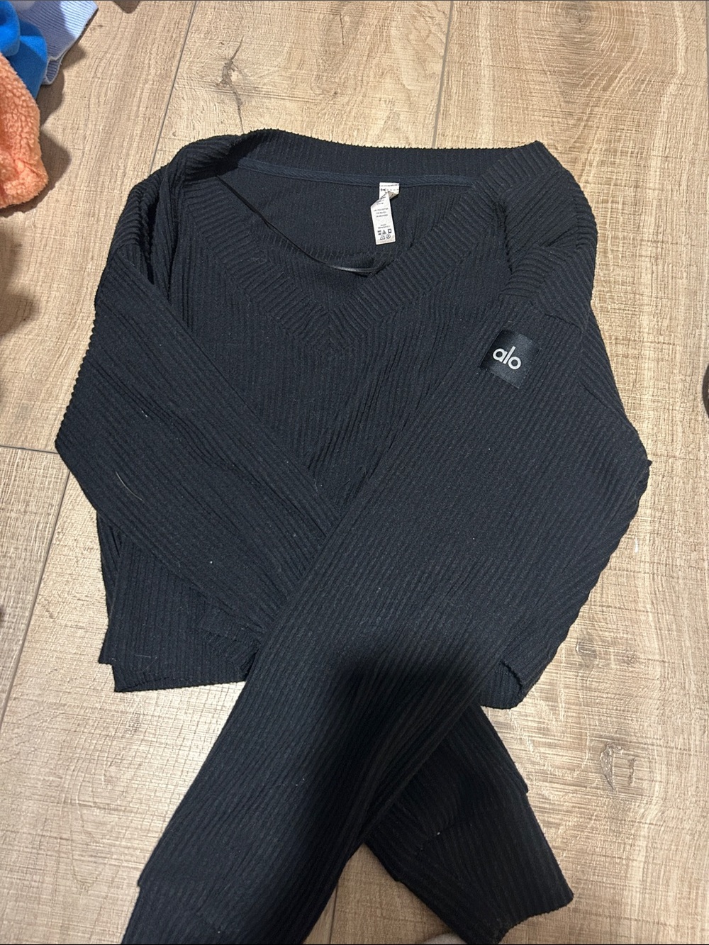 ALO Yoga Black Ribbed Long Sleeve Top